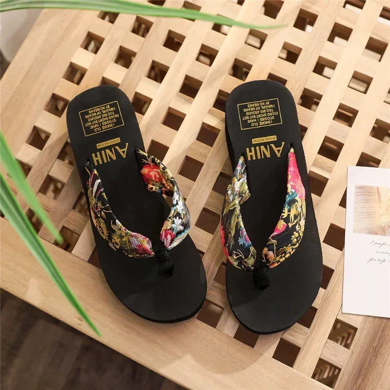 Chinelo Slide Femininos com Salto Wedge – Conforto e Estilo para o Outono e Primavera