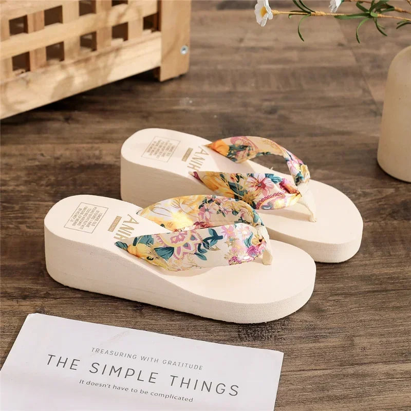 Chinelo Slide Femininos com Salto Wedge – Conforto e Estilo para o Outono e Primavera