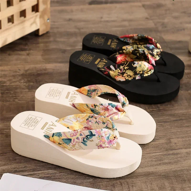 Chinelo Slide Femininos com Salto Wedge – Conforto e Estilo para o Outono e Primavera